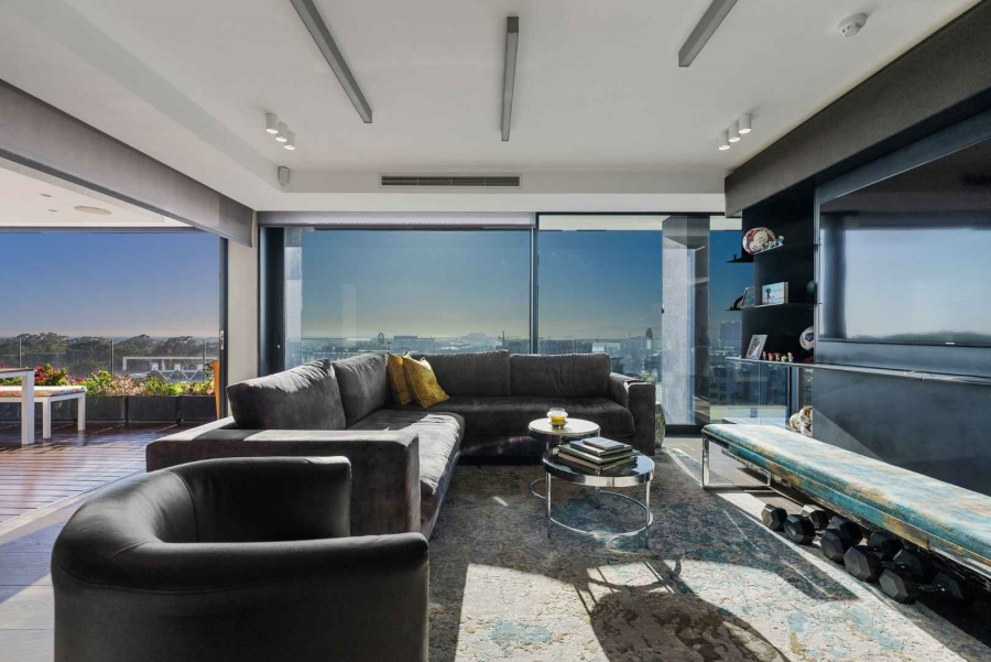 3 Bedroom Property for Sale in Green Point Western Cape